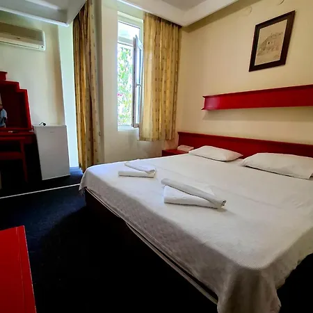 Hotel Tuncer Garden