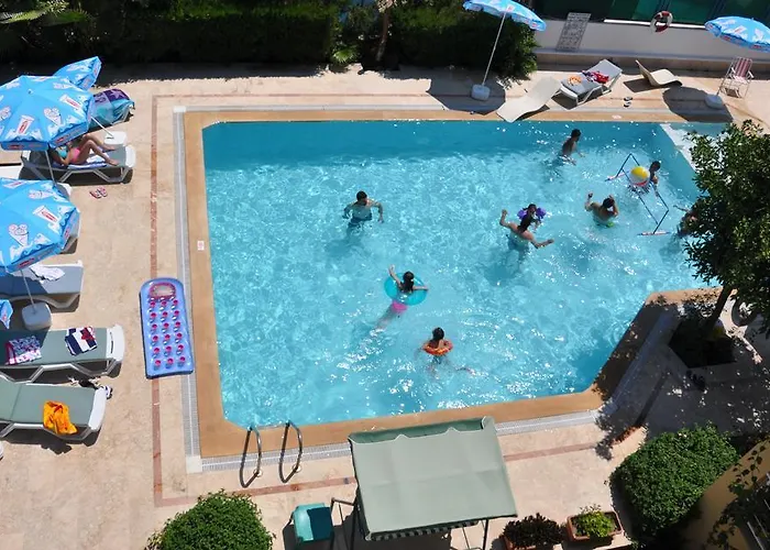Tuncer Garden Hotel Kemer