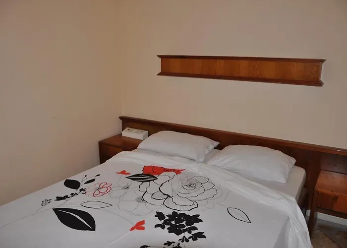 Hotel Tuncer Garden 3*