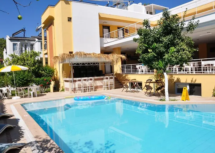 Hotel Tuncer Garden