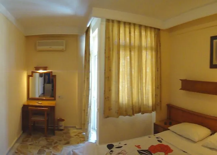 Hotel Tuncer Garden