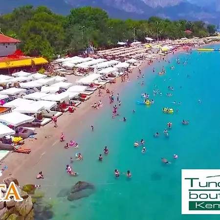 호텔 Tuncer Garden 3*