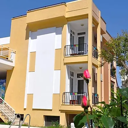 Hotel Tuncer Garden 3*
