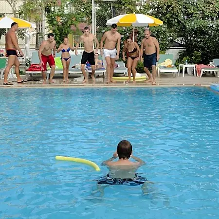 Tuncer Garden Hotel Kemer