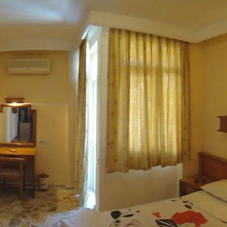 Hotel Tuncer Garden