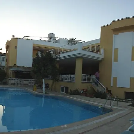 Tuncer Garden Hotel