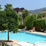 Hotel Tuncer Garden 3*
