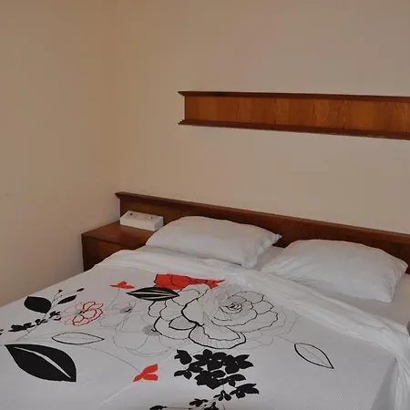 Отель Tuncer Garden 3*