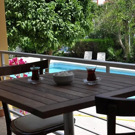Tuncer Garden 3* Кемер