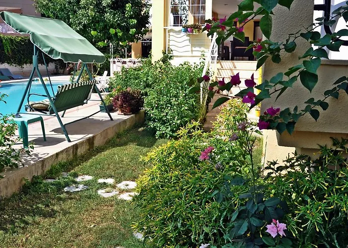 Tuncer Garden فندق 3*